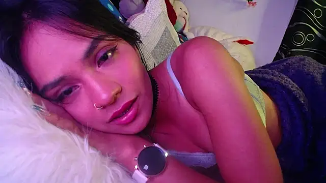 Snapshot of Samara_Beltran chatting on 9, 12, 2024 Samara Beltran online show from 9, 12, 2024