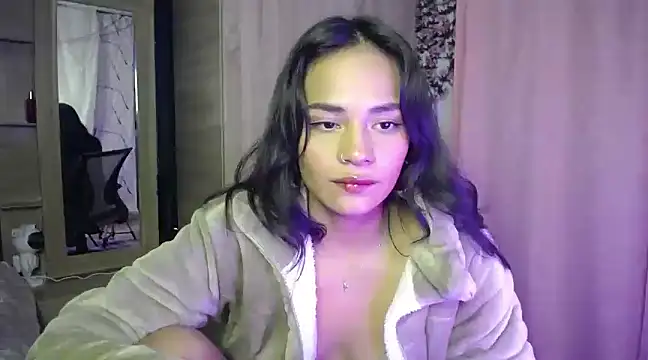 Snapshot of Samara_Beltran chatting on 2, 2, 2025 Samara Beltran online show from 2, 2, 2025