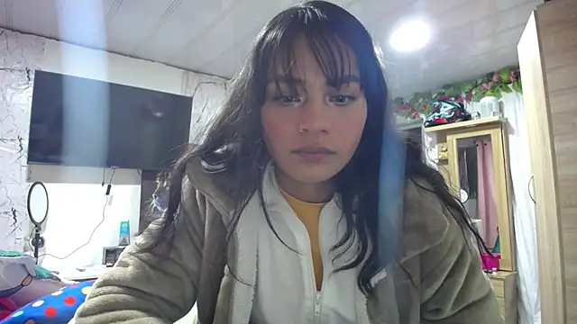Snapshot of Samara_Beltran chatting on 3, 10, 2025 Samara Beltran online show from 3, 10, 2025