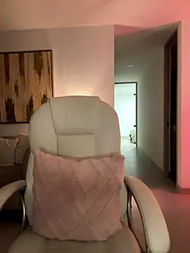 Im Valentina online show from 28, 11, 2025