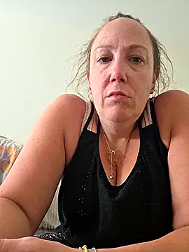 Snapshot of Wisie_Cutie chatting on 8, 5, 2026 Wisie Cutie online show from 8, 5, 2026