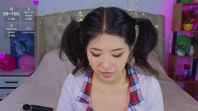 Snapshot of Wendy__Hills chatting on 1, 2, 2025 Wendy Hills online show from 1, 2, 2025