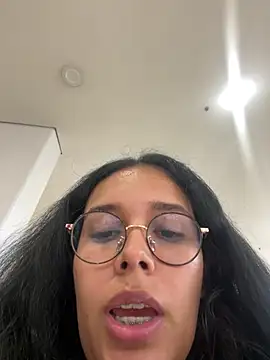 Annya-sweet online show from 11, 2, 2025