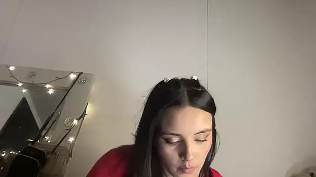 salome polaniiee online show from 28, 12, 2024