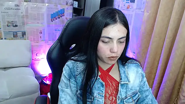 i am nina  online show from 20, 11, 2025