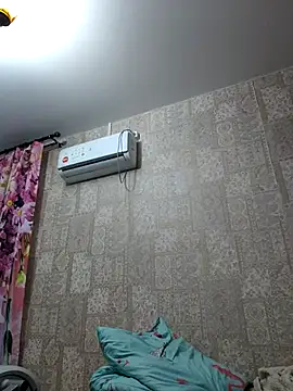 EffectFiona online show from 3, 12, 2025