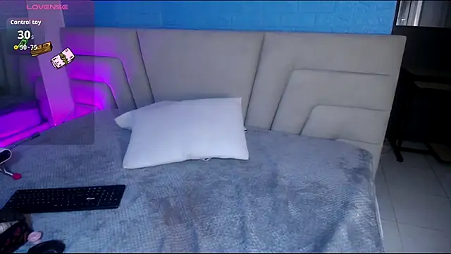 Miss Loise online show from 3, 10, 2025