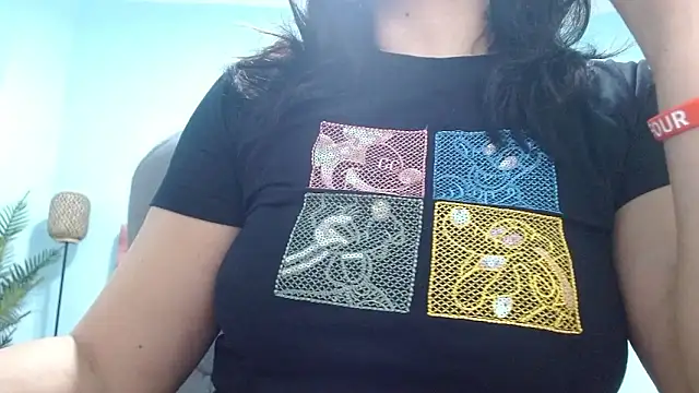 Snapshot of sophia_hadid chatting on 9, 1, 2026 sophia hadid online show from 9, 1, 2026