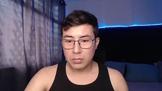 andrewmhilton  online show from 7, 4, 2026