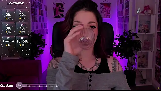 Snapshot of BratzieDarsie chatting on 27, 1, 2025 BratzieDarsie online show from 27, 1, 2025