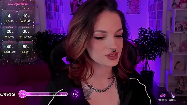 Snapshot of BratzieDarsie chatting on 7, 3, 2025 BratzieDarsie online show from 7, 3, 2025