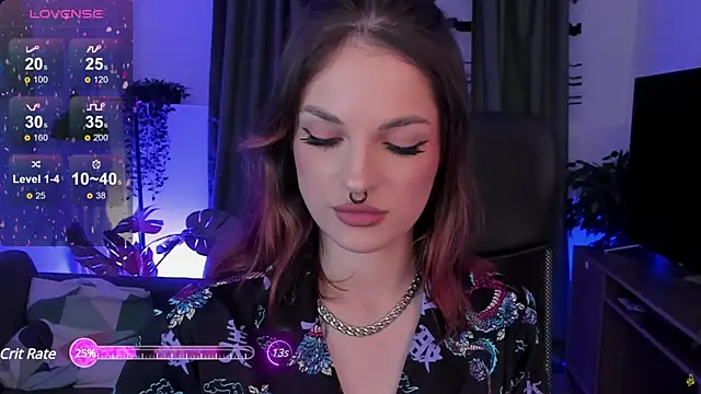 Snapshot of BratzieDarsie chatting on 10, 3, 2025 BratzieDarsie online show from 10, 3, 2025