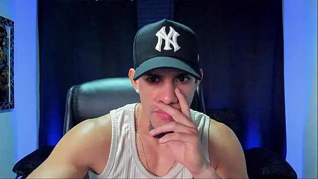 jhonnysnow17 online show from 31, 1, 2026