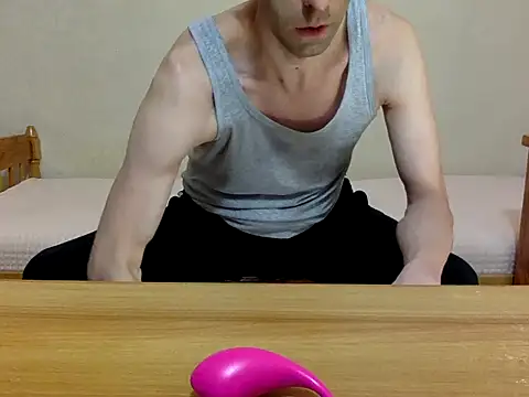 Snapshot of HandsomeAlfie chatting on 5, 10, 2025 HandsomeAlfie online show from 5, 10, 2025