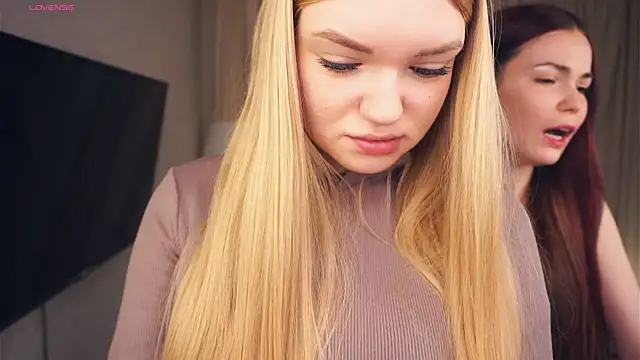 Snapshot of EllenReeves chatting on 24, 1, 2025 EllenReeves online show from 24, 1, 2025