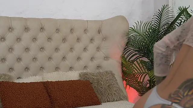 Snapshot of TiffanyMaze chatting on 27, 6, 2026 TiffanyMaze online show from 27, 6, 2026