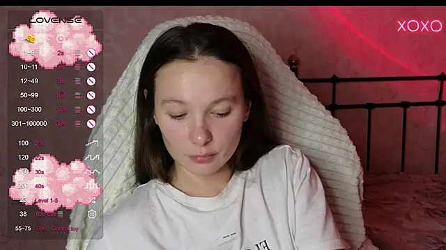 lil luna x online show from 15, 12, 2024