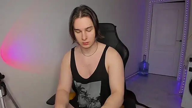 Vincent Strong online show from 10, 1, 2025