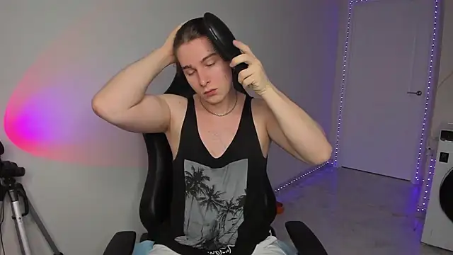 Vincent Strong online show from 31, 1, 2025