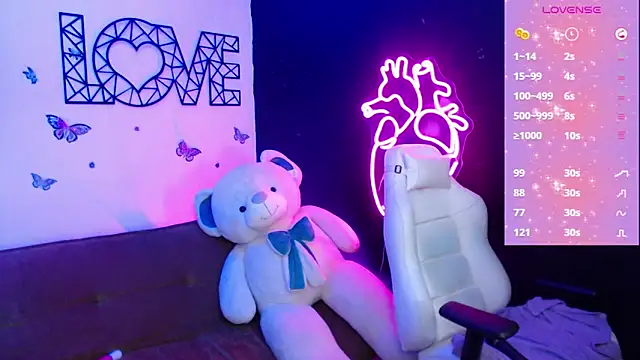 Snapshot of demyanderson_ chatting on 8, 3, 2025 demyanderson online show from 8, 3, 2025