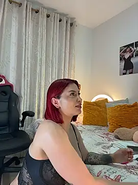 Snapshot of zafiro_mo0n chatting on 16, 2, 2026 zafiro mo0n online show from 16, 2, 2026