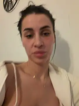 AlexiaStepahn online show from 7, 3, 2026