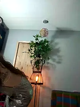 VickyJackson  online show from 16, 1, 2025