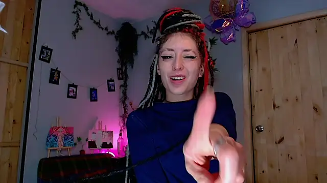 VickyJackson  online show from 19, 11, 2025