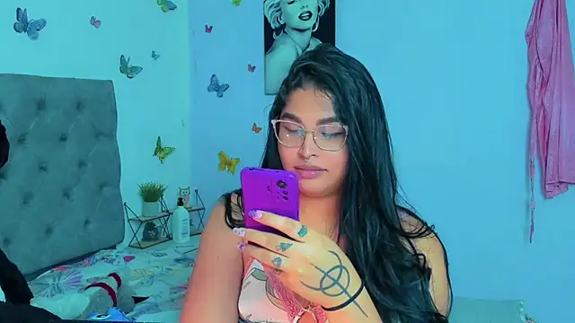 mabellfox online show from 13, 1, 2025