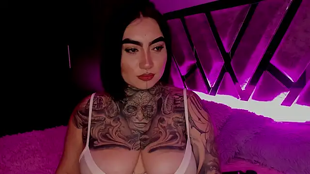 CloeeBeckam online show from 20, 2, 2025