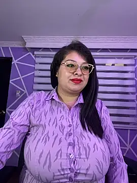 MiiaaJoness online show from 15, 4, 2026