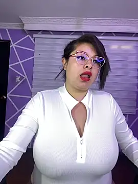 MiiaaJoness online show from 26, 5, 2026