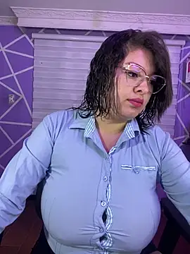 MiiaaJoness online show from 27, 5, 2026
