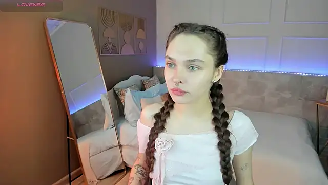 Snapshot of ChloeSunny chatting on 16, 5, 2026 ChloeSunny online show from 16, 5, 2026