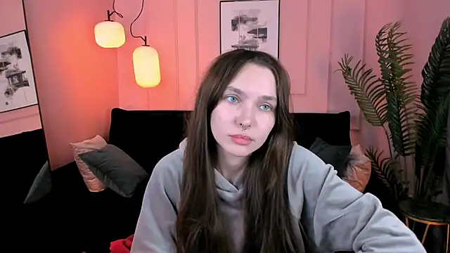 Snapshot of ChloeSunny chatting on 31, 5, 2026 ChloeSunny online show from 31, 5, 2026
