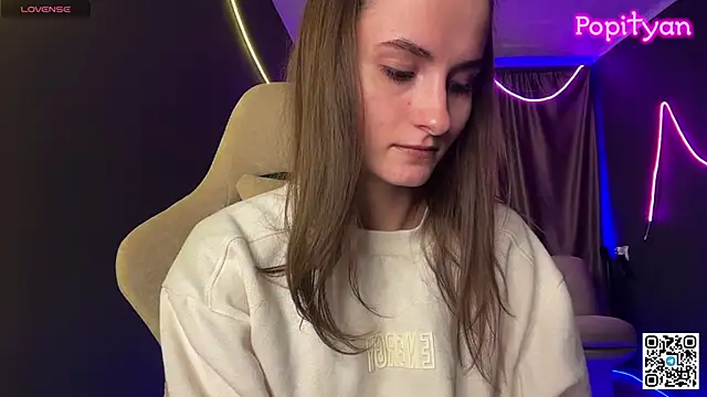 Snapshot of popityan1 chatting on 4, 10, 2025 popityan1 online show from 4, 10, 2025