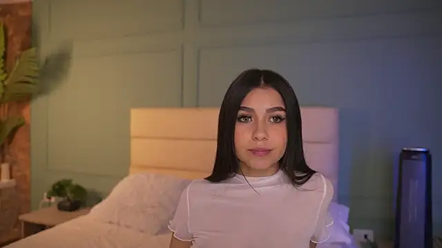 Ashley Jones9 online show from 3, 12, 2025