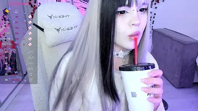 SelenaCute online show from 14, 11, 2025