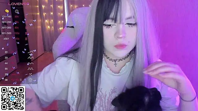 SelenaCute online show from 9, 3, 2026