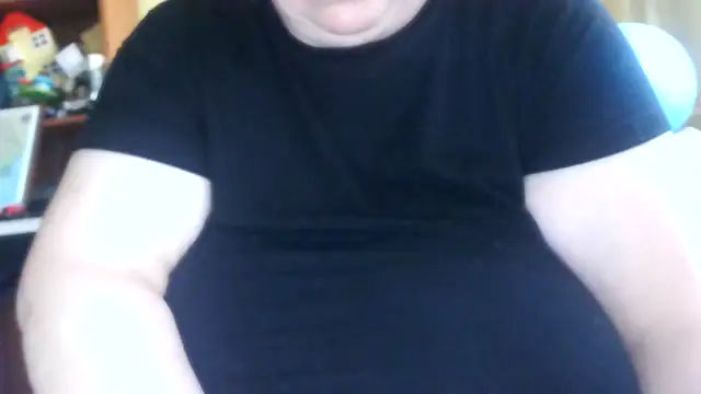 Nataliesbestjuggs online show from 8, 7, 2026