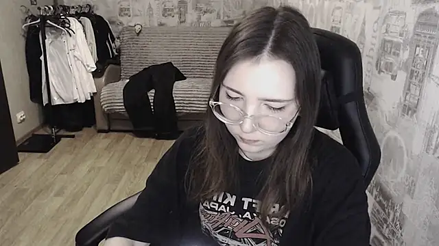 Snapshot of AmeliaKamishiro chatting on 27, 2, 2025 AmeliaKamishiro online show from 27, 2, 2025