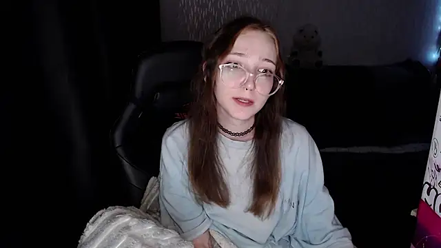 Snapshot of AmeliaKamishiro chatting on 28, 9, 2025 AmeliaKamishiro online show from 28, 9, 2025