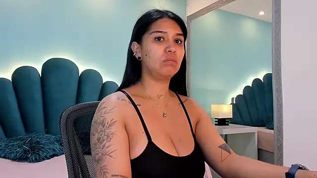 sharlott18 online show from 26, 11, 2025