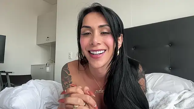 Snapshot of HOT_LADY_777 chatting on 12, 11, 2025 HOT LADY 777 online show from 12, 11, 2025