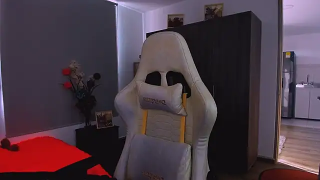 Snapshot of ScarlettMalbec chatting on 5, 2, 2026 ScarlettMalbec online show from 5, 2, 2026