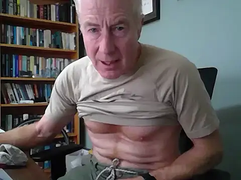 Snapshot of jiggy77777 chatting on 2, 5, 2026 jiggy77777 online show from 2, 5, 2026