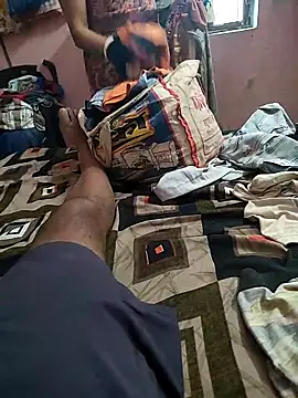 COUPLLE VILLAGE online show from 11, 3, 2026