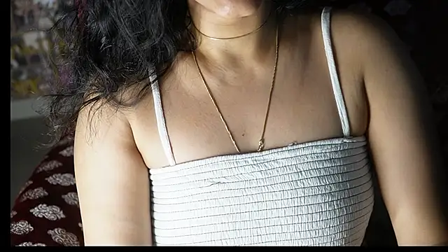 Snapshot of -AyeshaSinghania- chatting on 11, 3, 2025 -AyeshaSinghania- online show from 11, 3, 2025