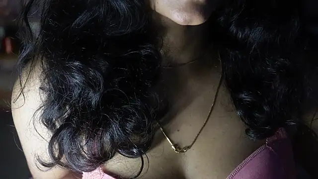 Snapshot of -AyeshaSinghania- chatting on 16, 9, 2025 -AyeshaSinghania- online show from 16, 9, 2025