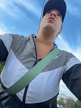 Bigbuttbrooklynn online show from 9, 4, 2026